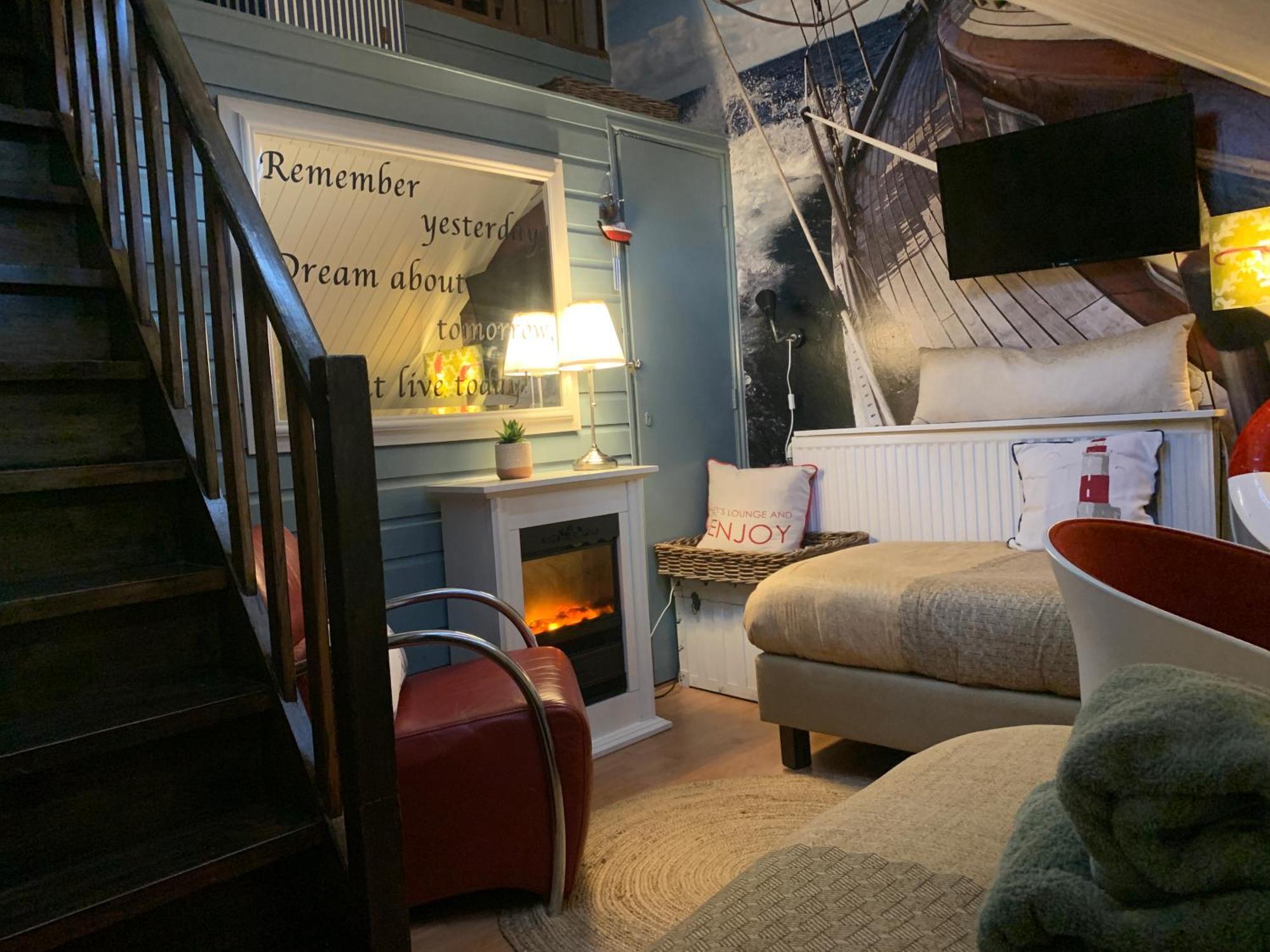 Comfortabele Familie Suite Met 2 Slk, Speelzolder, Balkon, Airco Den Ham 외부 사진